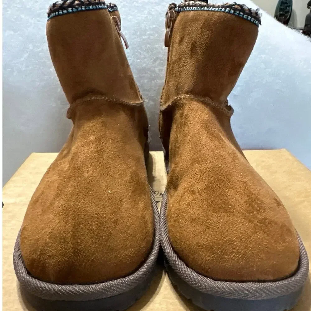 Muk Luks ankle Boots faux suede chestnut color side zip womens size 8 New in box